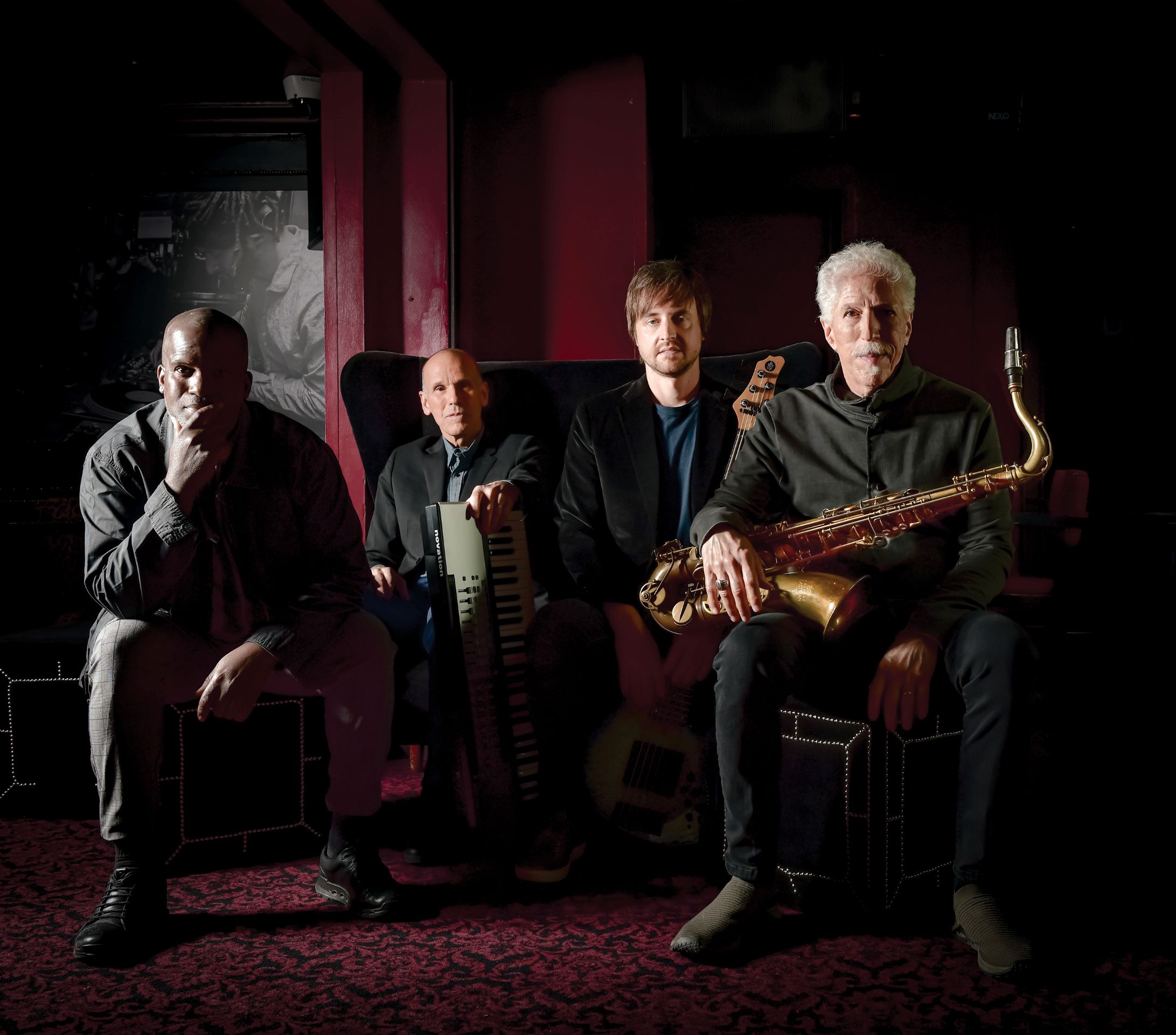 YELLOW JACKETS                 (  !!!  sold out  !!! )